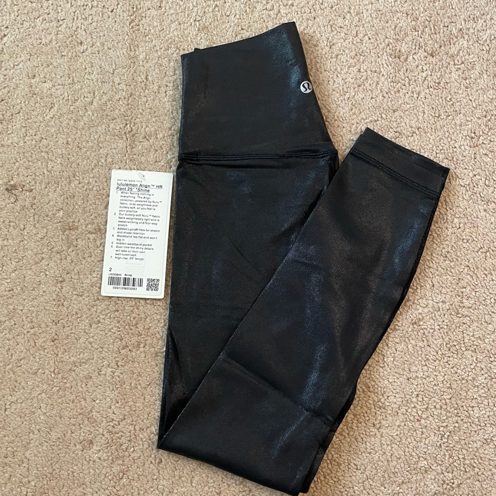 NWT Lululemon Align 25" size 2 shine - Radiate Foil Print Black